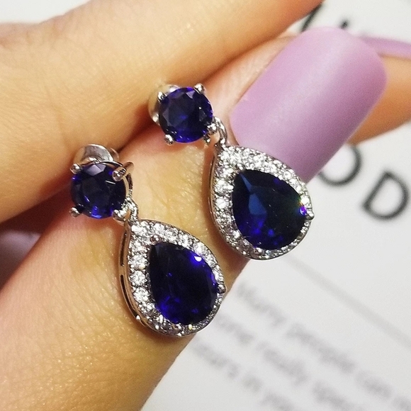 NEW 925 SILVER BLUE SAPPHIRE EARRINGS - Picture 2 of 3